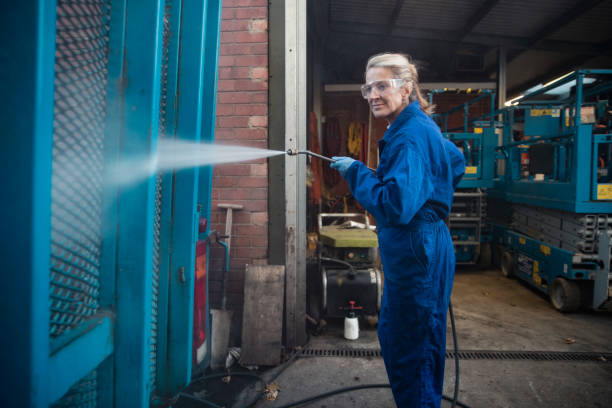 Why Choose Our Certified Pressure Washing Experts for Your Project Needs in Rushville, IL?